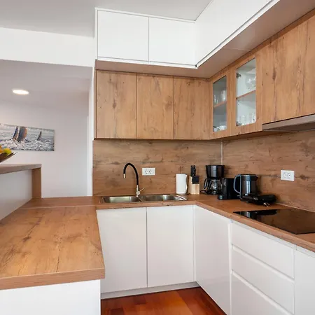 Zdravka * マカルスカ